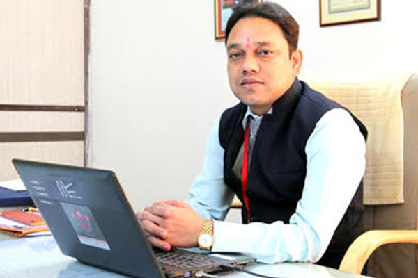 Dr. Jitendra Banweer